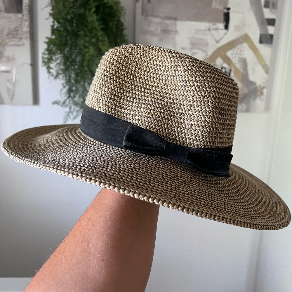 Rusty Beach Hat